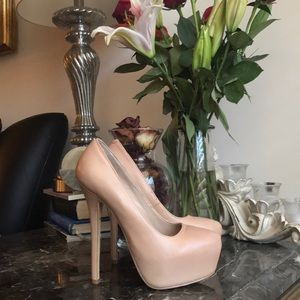 Nude Steve Madden Platform Pumps